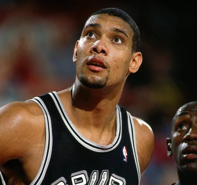 并且通过边 并且通过边