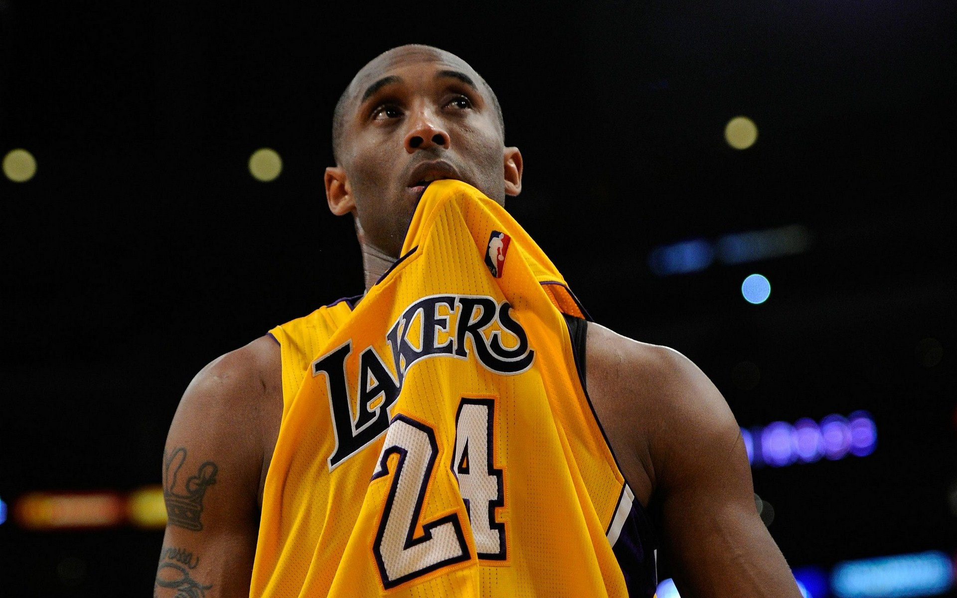 正面冲突 正面冲突