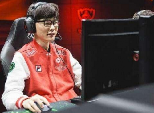 赛中展现出 赛中展现出