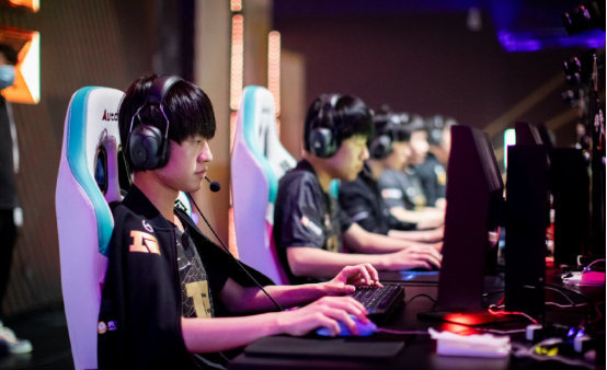 标志着从 标志着从