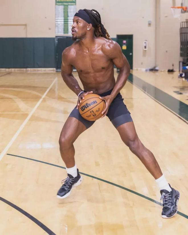 一支豪门更 一支豪门更